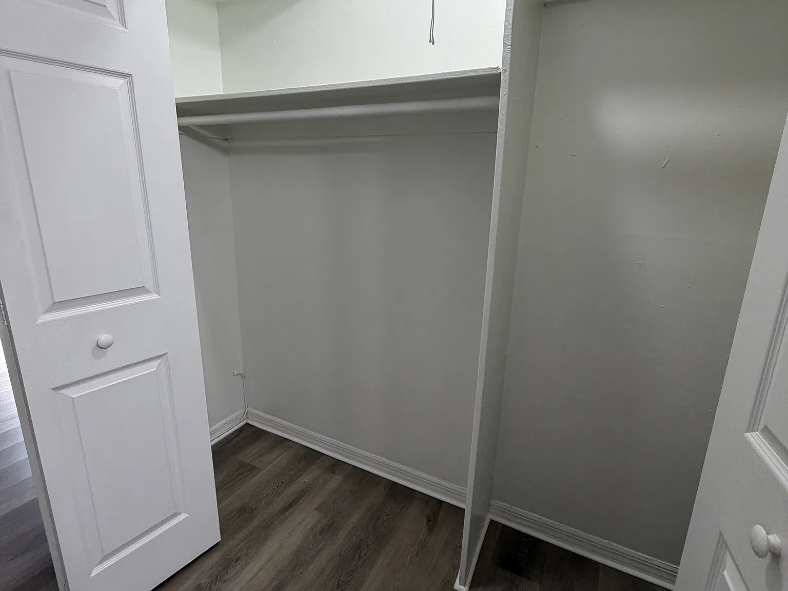 435 Wymore Rd — Photo 4