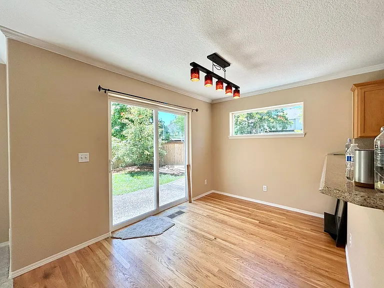 1218 NE Kinney St — Photo 12