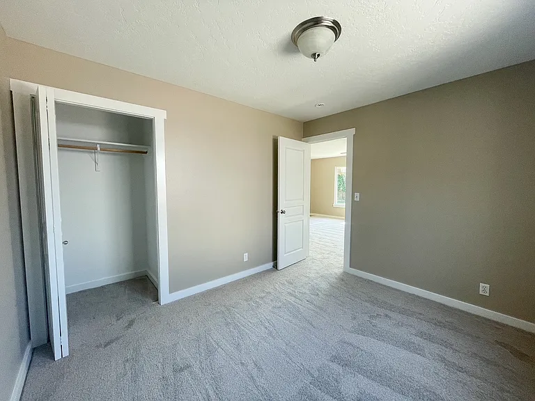 6489 S Cheshire Ave — Photo 21