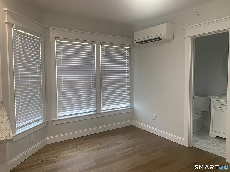 138 Deer Hill Ave #3 — Photo 4