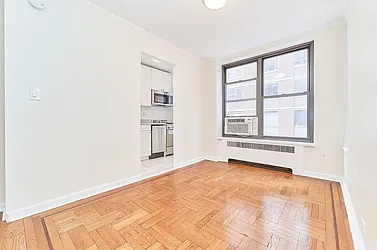 Rented by Living New York