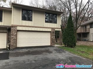 2368 14th St NW, New Brighton, MN 55112