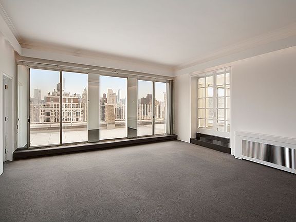 4th image of 1000 Park Ave #Pha