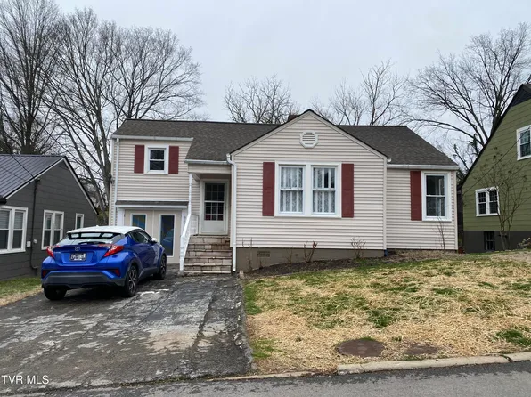 315 Oak Grove Ave, Greeneville, TN 37745