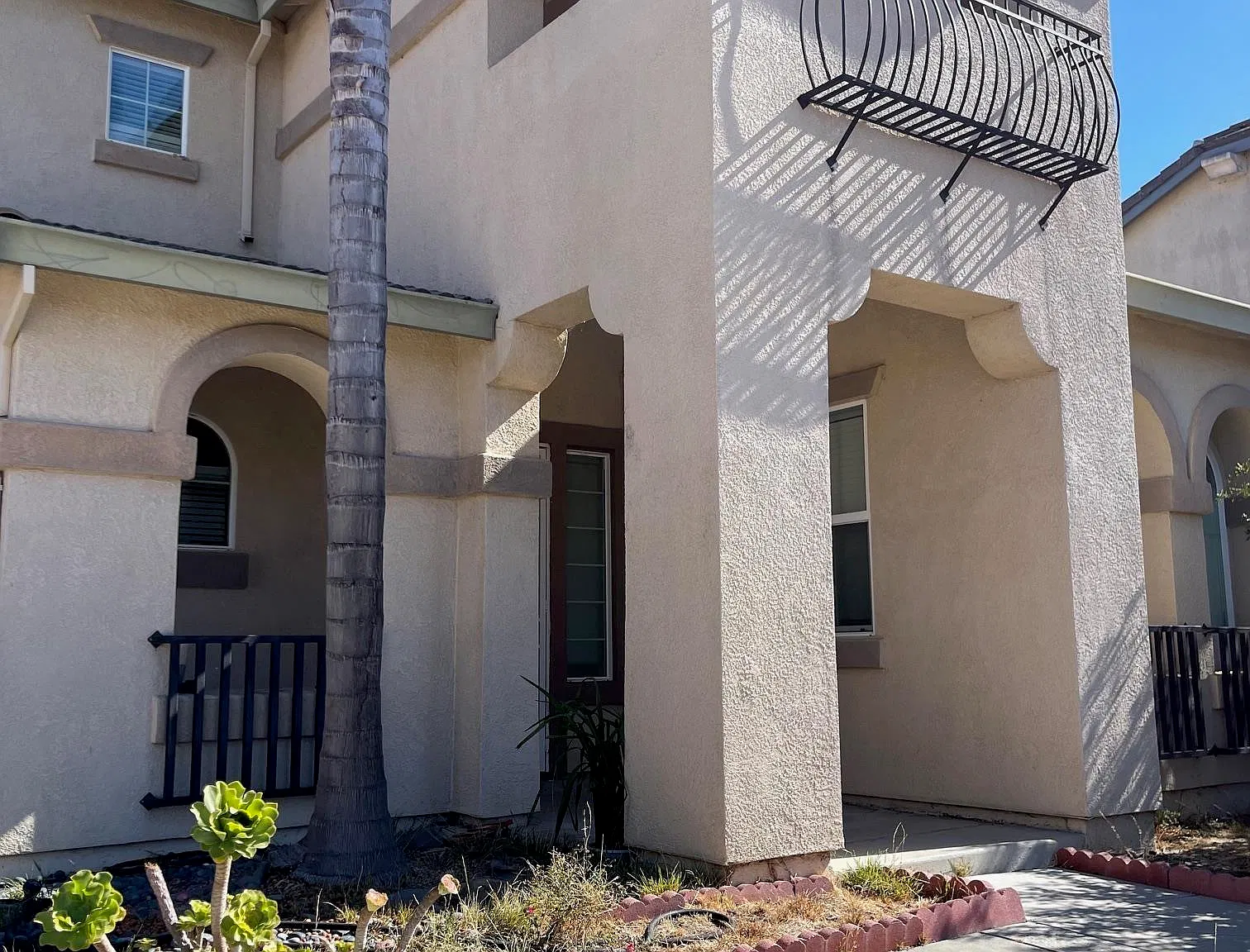 4 bed, 3.0 bath, 3109 sqft, $3,950 — Photo 1