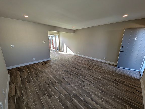 4th image of 17061 Pinehurst Ln #B