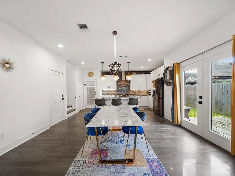 209 Blueberry St — Photo 9