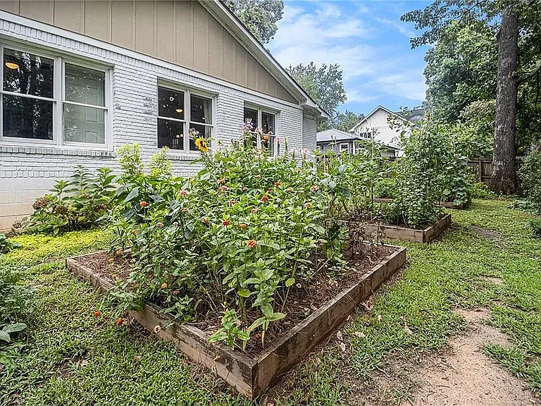 1347 Dorothy Dr — Photo 26