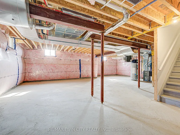 767 Queenston Blvd — Photo 37
