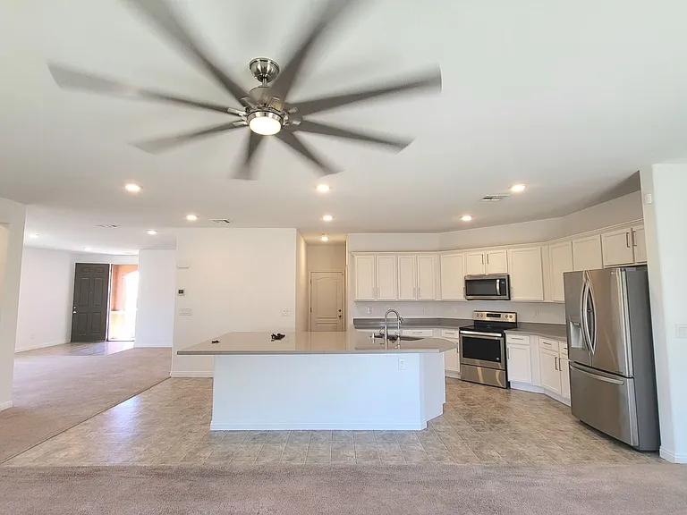 3807 E Summit Ave — Photo 12