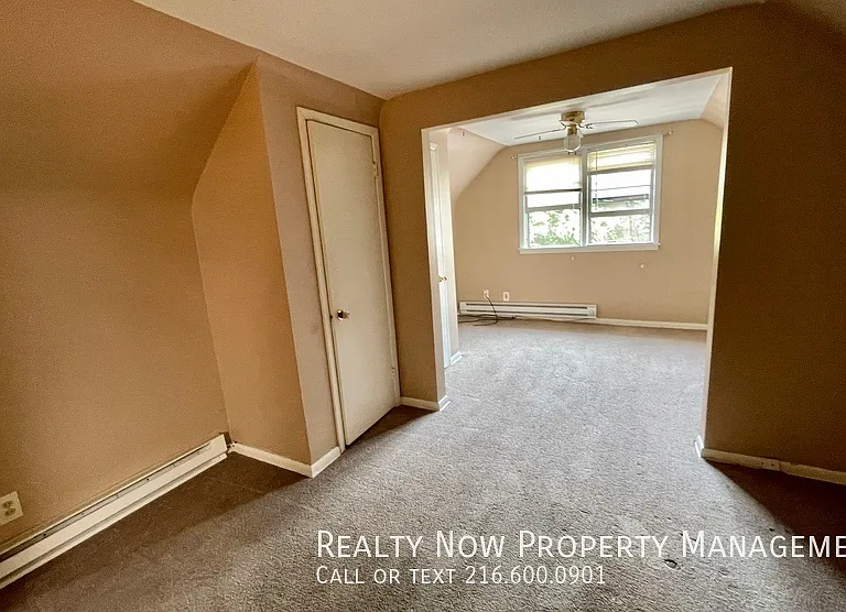 1647 Hillcrest Rd #3RD-3 — Photo 3