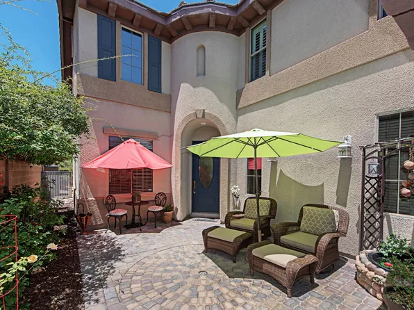 8917 Reindeer Lake St, Las Vegas, NV 89143