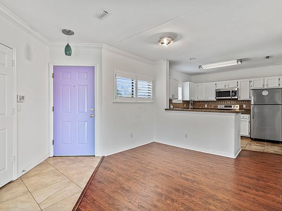 2nd image of 1800 The Greens Way APT 1802
