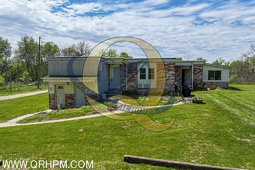 10149 Corunna Rd Photo 1