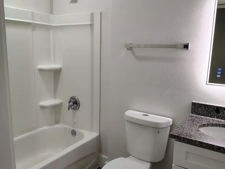 475 Umatilla Blvd #21 — Photo 6