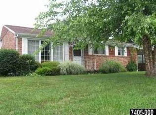 2431 Raleigh Dr, York, PA 17402