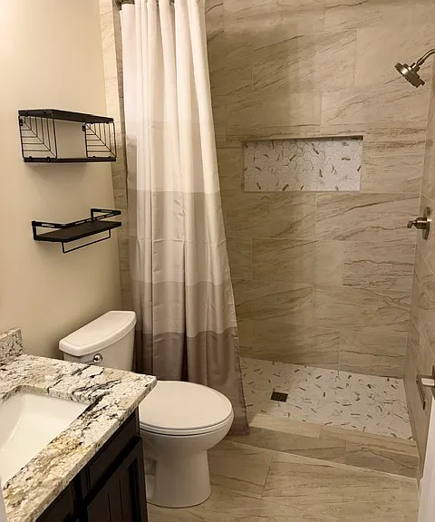 1120 S Hazelton Ln — Photo 11
