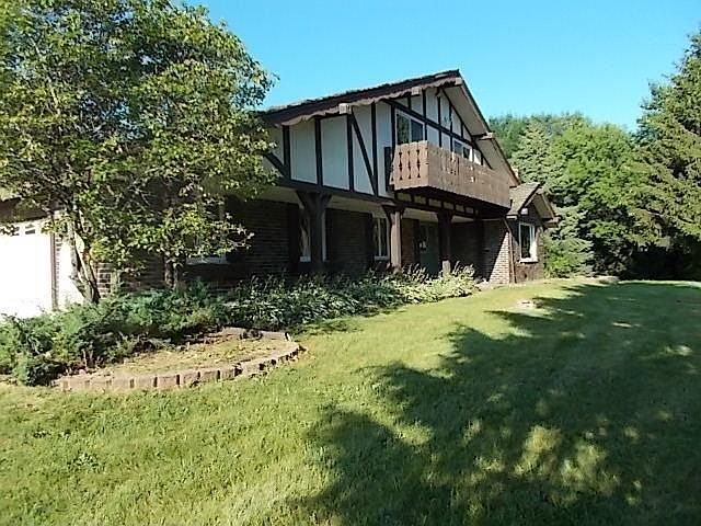 1st image of N135W20615 Meadowlark Ln