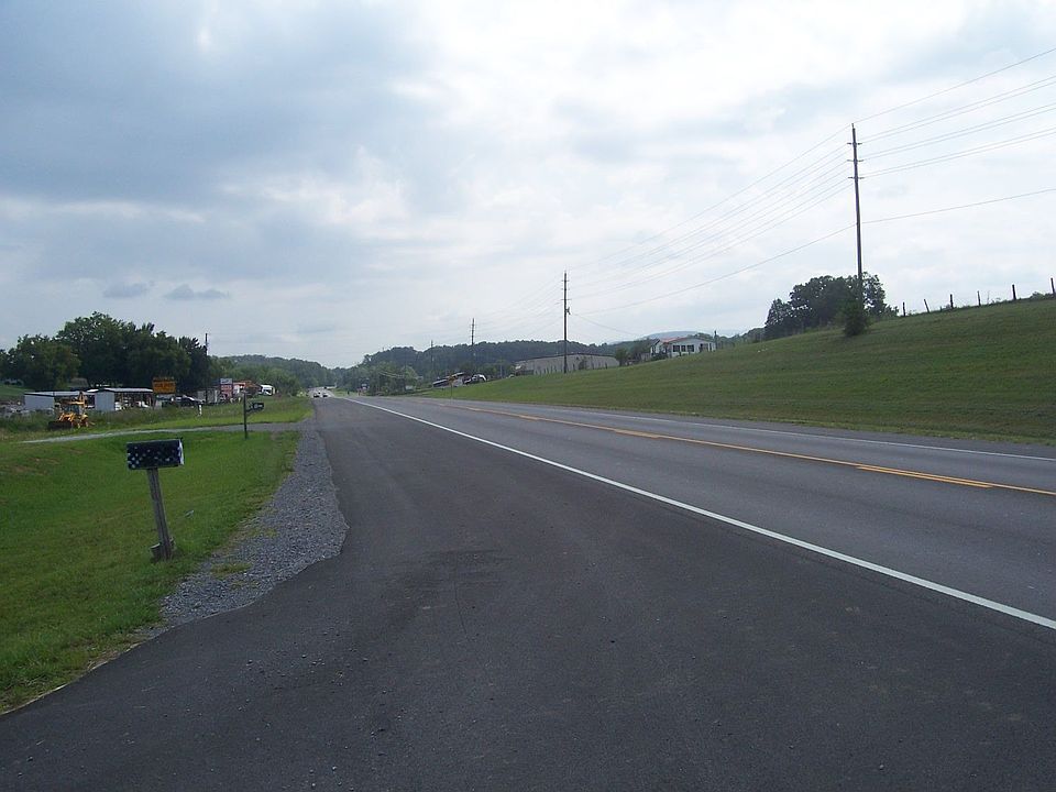 1960 Newport Hwy, Sevierville, TN 37876 Zillow