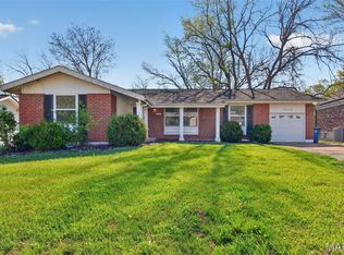 10618 Woodwind Dr, Saint Louis, MO 63136