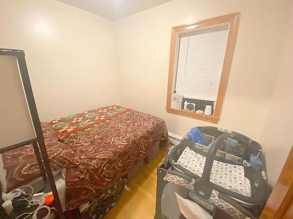 5th image of 105 Brookline St #1