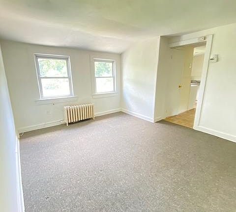 5th image of 88 Wyman Ave