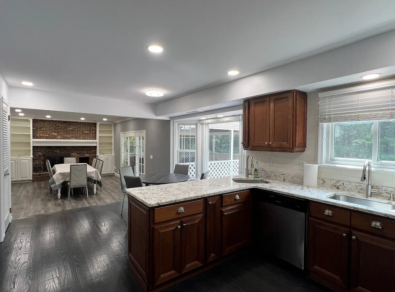 5 bed, 2760 sqft, $5,000 — Photo 3