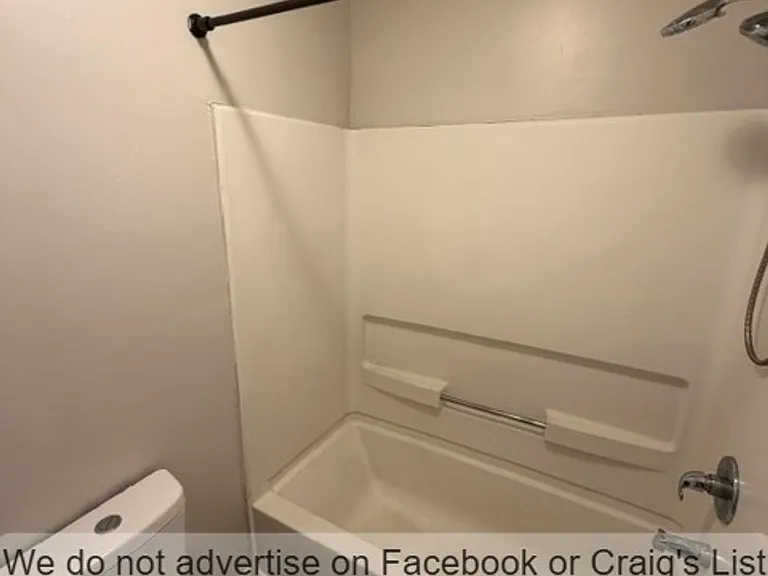 209 Eppingdale Dr — Photo 10
