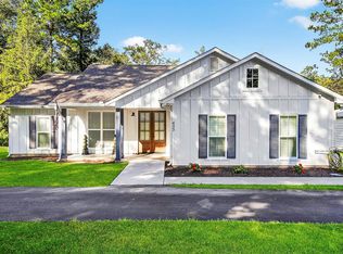 433 Hickory Dr E, Livingston, TX 77351
