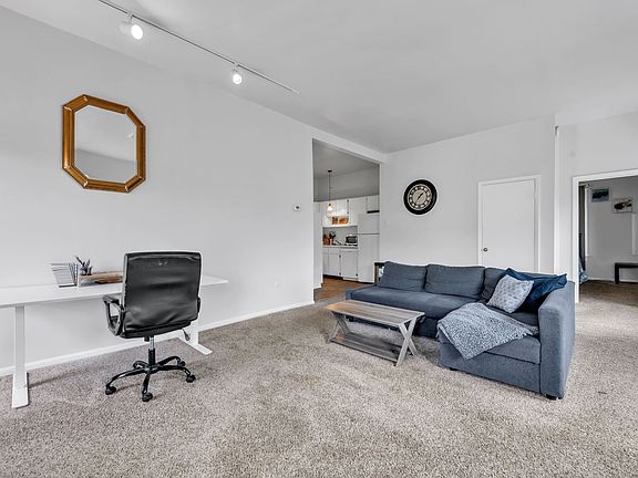 2nd image of 701 Stockley Gdns APT 3