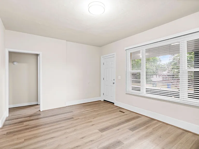 3002 Porter Ave — Photo 9