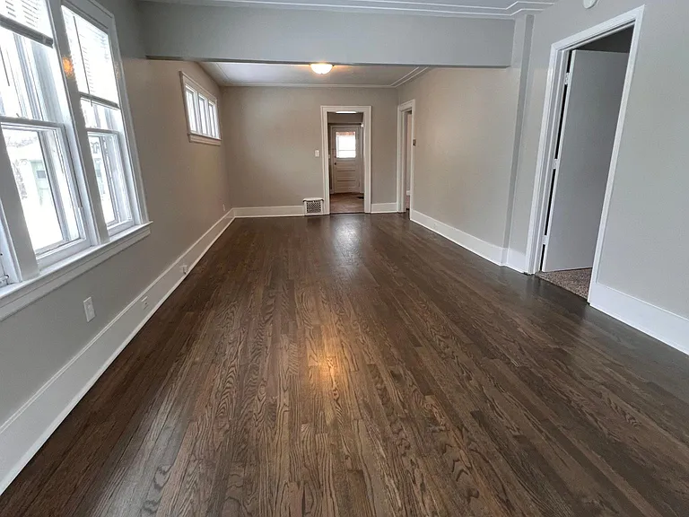 1343 Houseman Ave NE — Photo 5