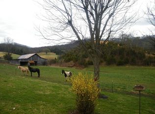 657 Don Wood Ln, Powder Springs, TN 37848