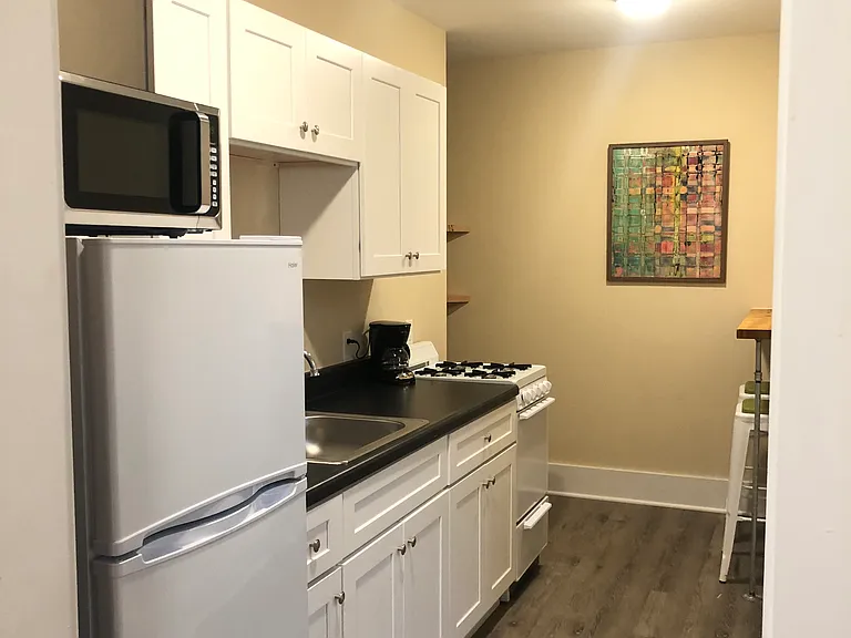 135 Gibbs St — Photo 8