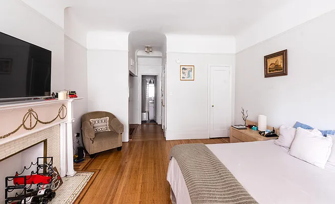 Rented by EXP Realty NYC | media 11