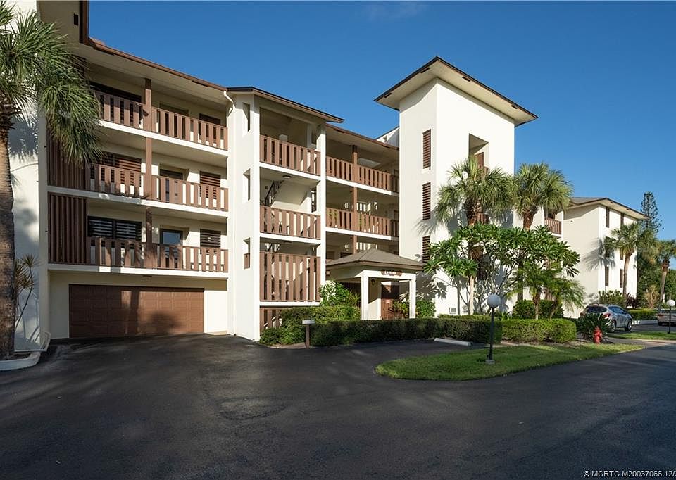 1st image of 160 SE Saint Lucie Blvd #A-301