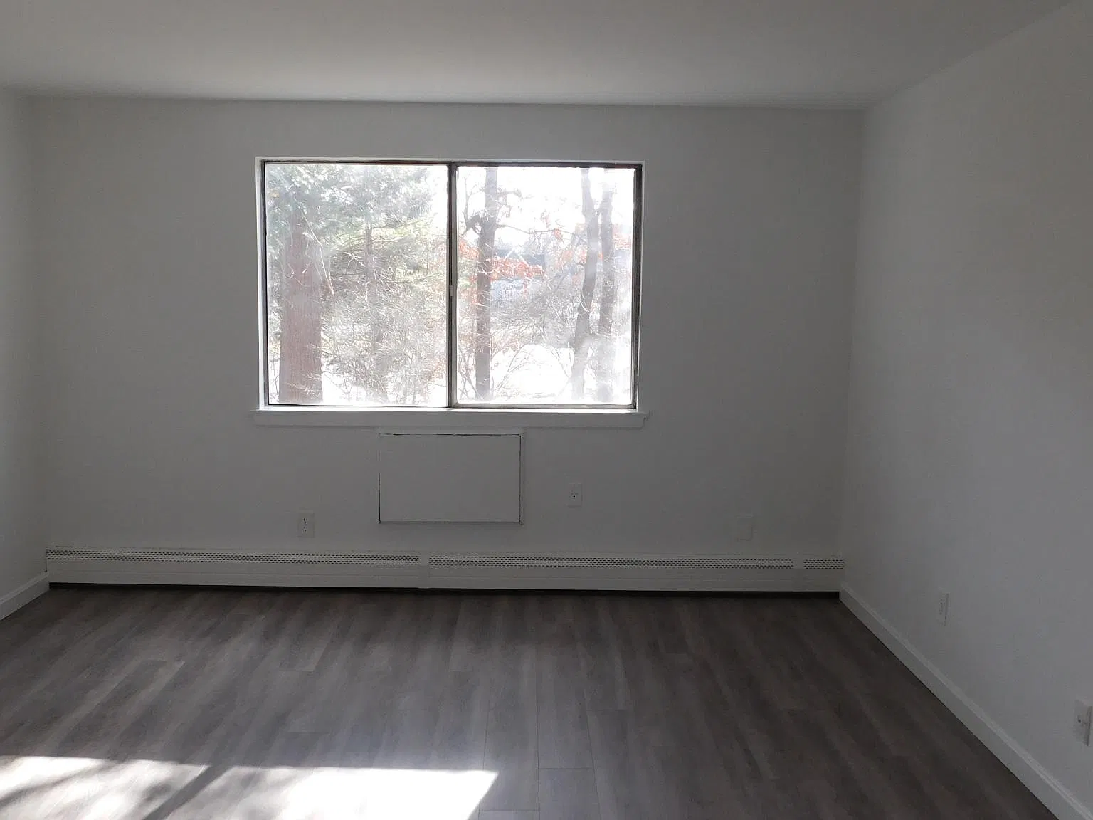 2 bed, 625 sqft, $2,400 — Photo 4