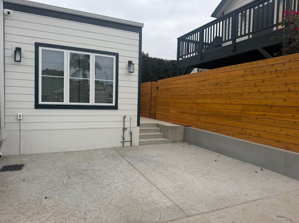 915 E Cota St