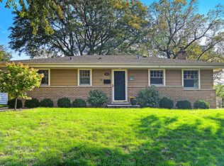 543 Whittier Ave, Glen Ellyn, IL