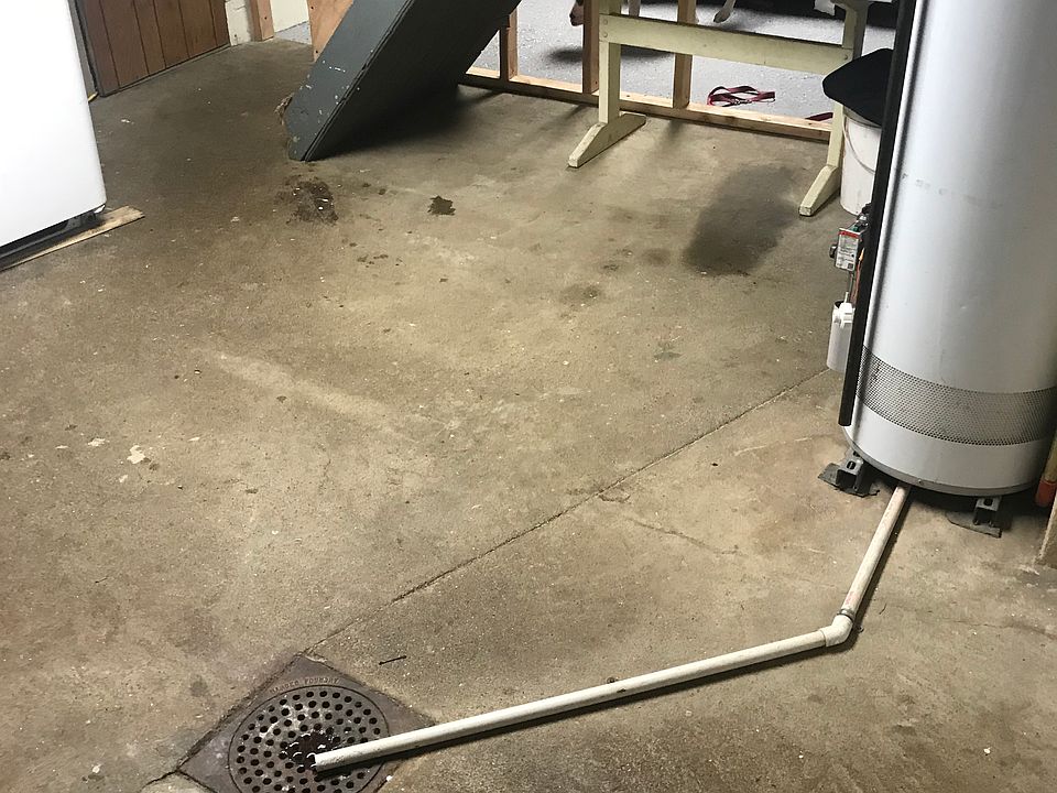 1st image of 3378 Hanna Ave