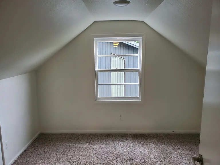 3676 SE Martins St — Photo 14