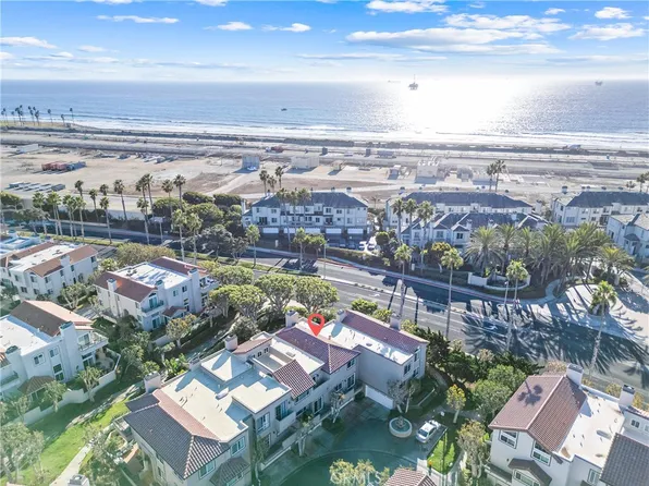 19398 Peachtree Ln, Huntington Beach, CA 92648