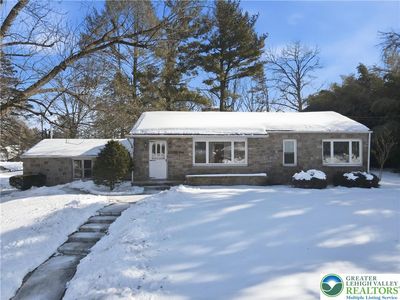 4070 W Hopewell Rd, Center Valley, PA, 18034