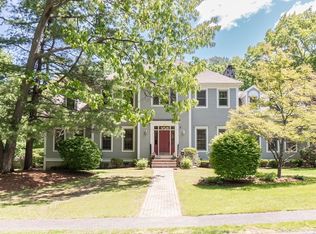 58 Lynnbrook Rd, Lynnfield, MA 01940