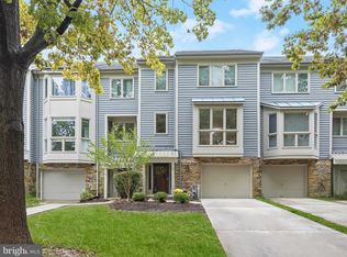 17 Stridesham Ct, Baltimore, MD 21209