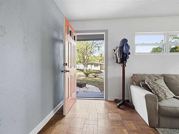 3rd image of 314 NW 36th Ter