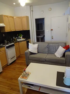 Rented by Authentic Realty | media 15