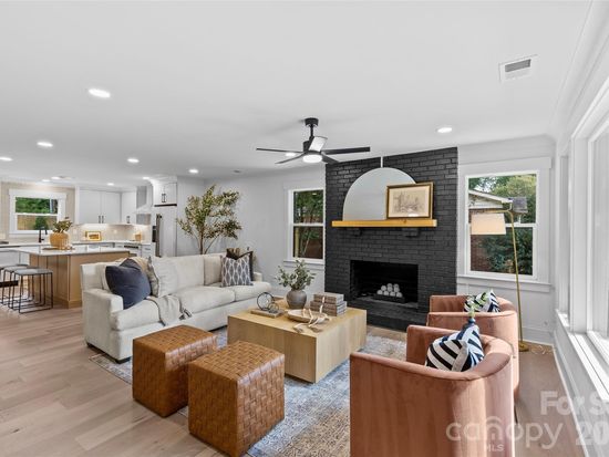 2461 Eaton Rd, Charlotte, NC 28205