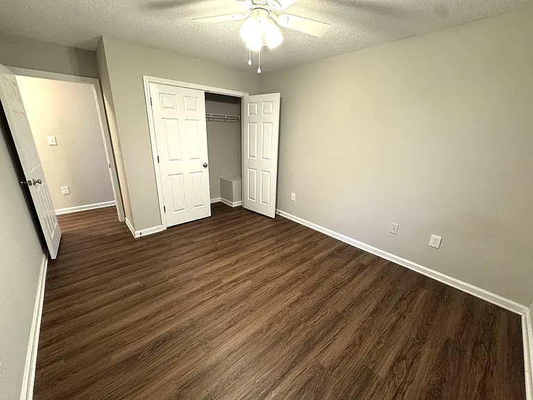 Pineview Townhomes — Photo 23