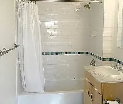 217 Front St #6B — Photo 3